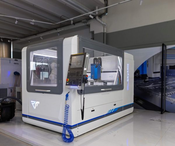 SkyMill-CNC-machine-1536x1025